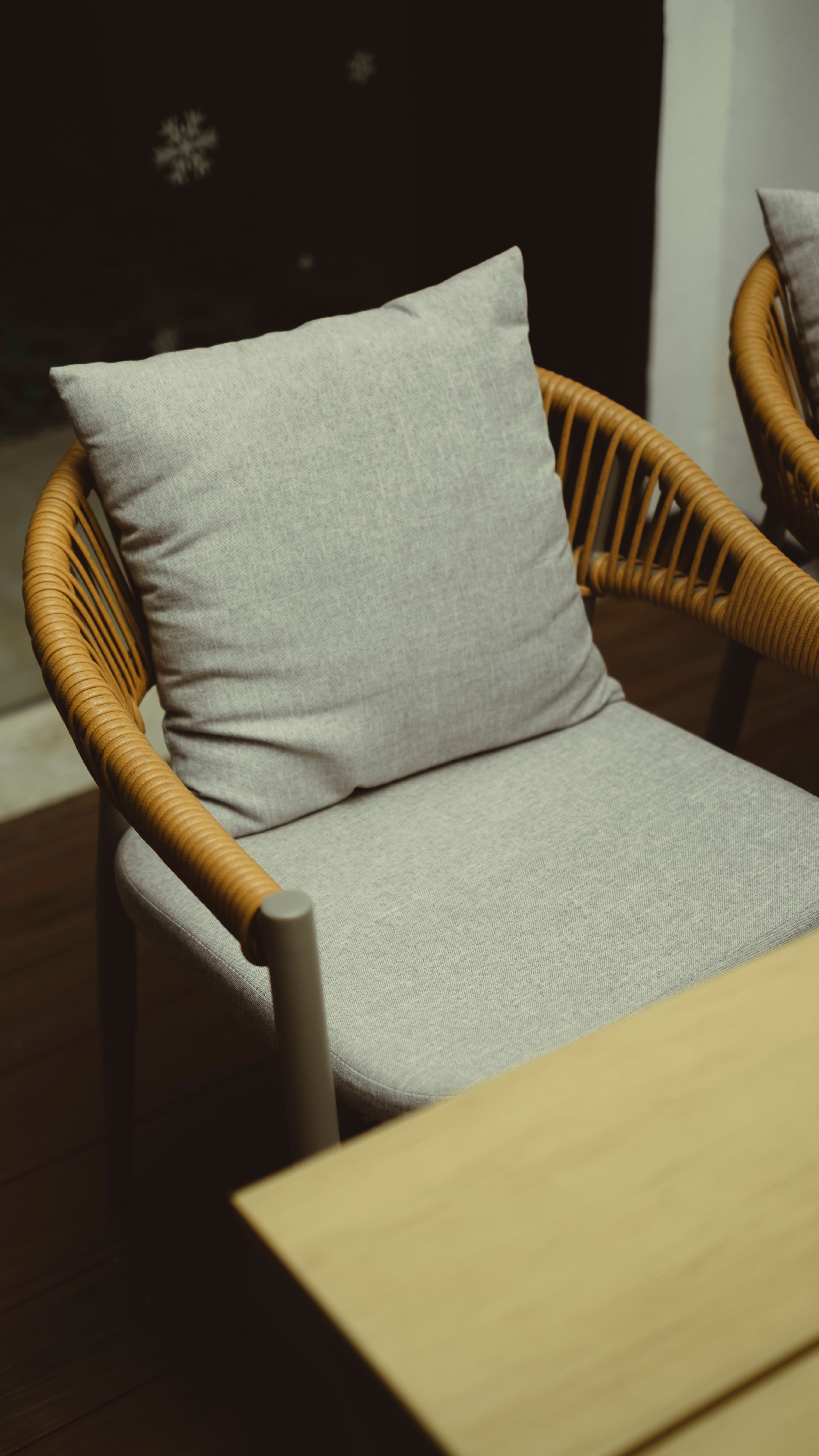 Coussins et textiles conçus pour un espace extérieur